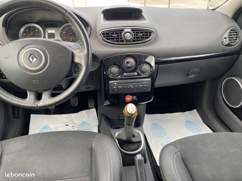 
								Renault Clio III 1.5 dCi 75cv eco2 complet									